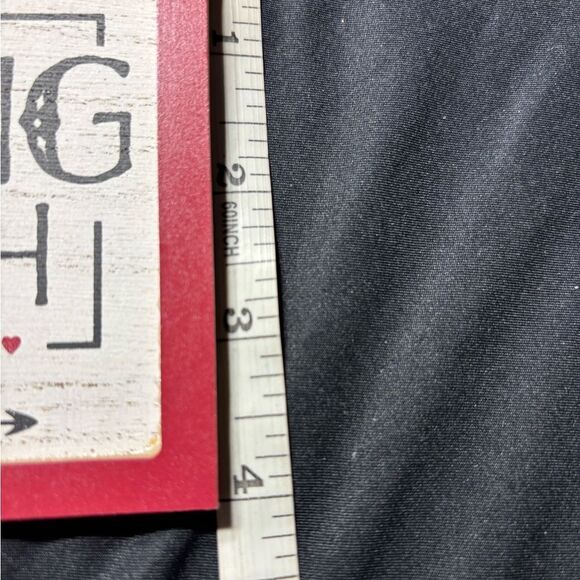 ❤️🥰❤️ NEW Valentine’s Day Kissing Booth Sign 4” x 5” NWT - Picture 4 of 4